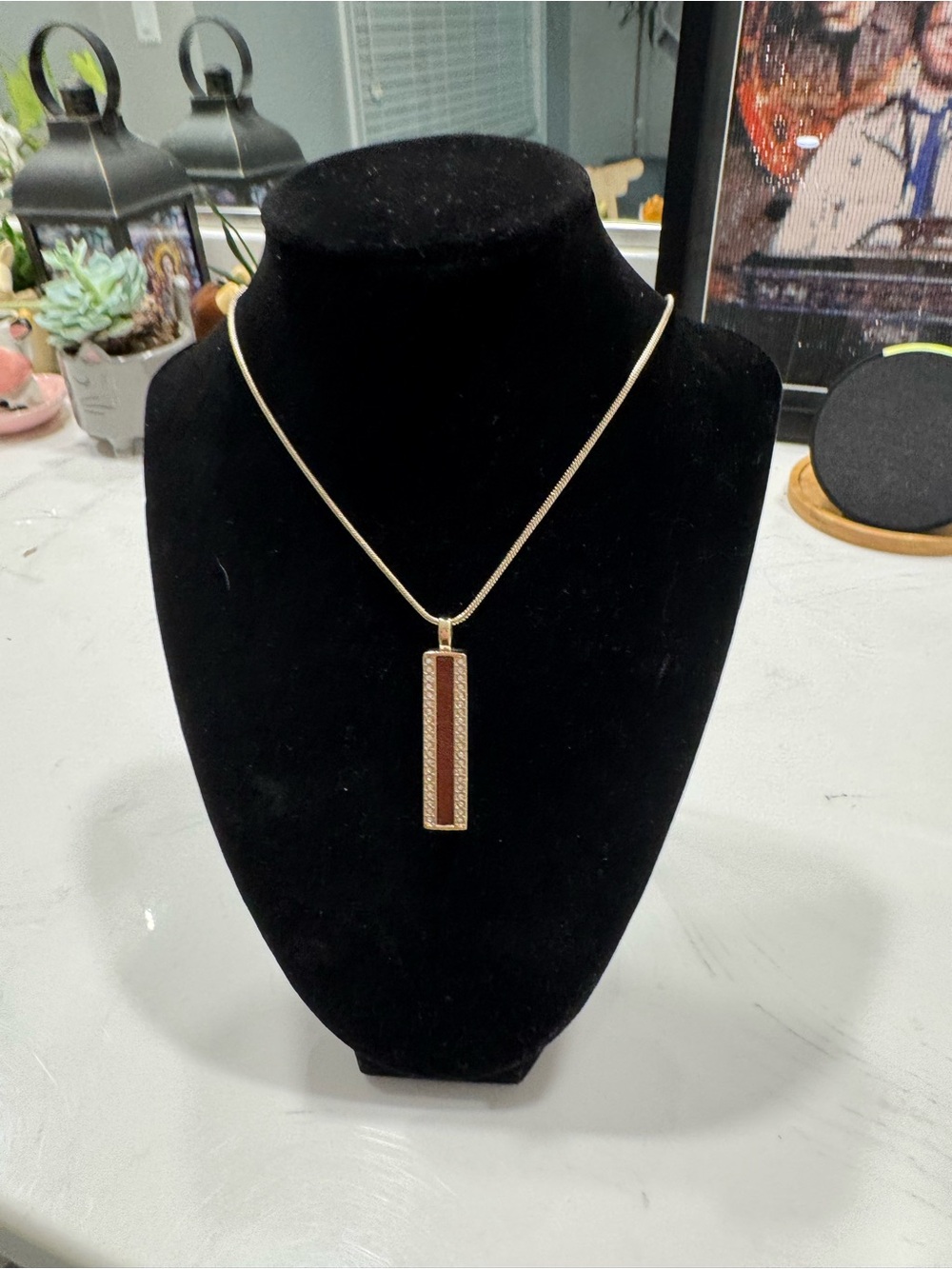 Vintage White House Black Market Pendant Necklace with Brown Inlay. Chain is 32”